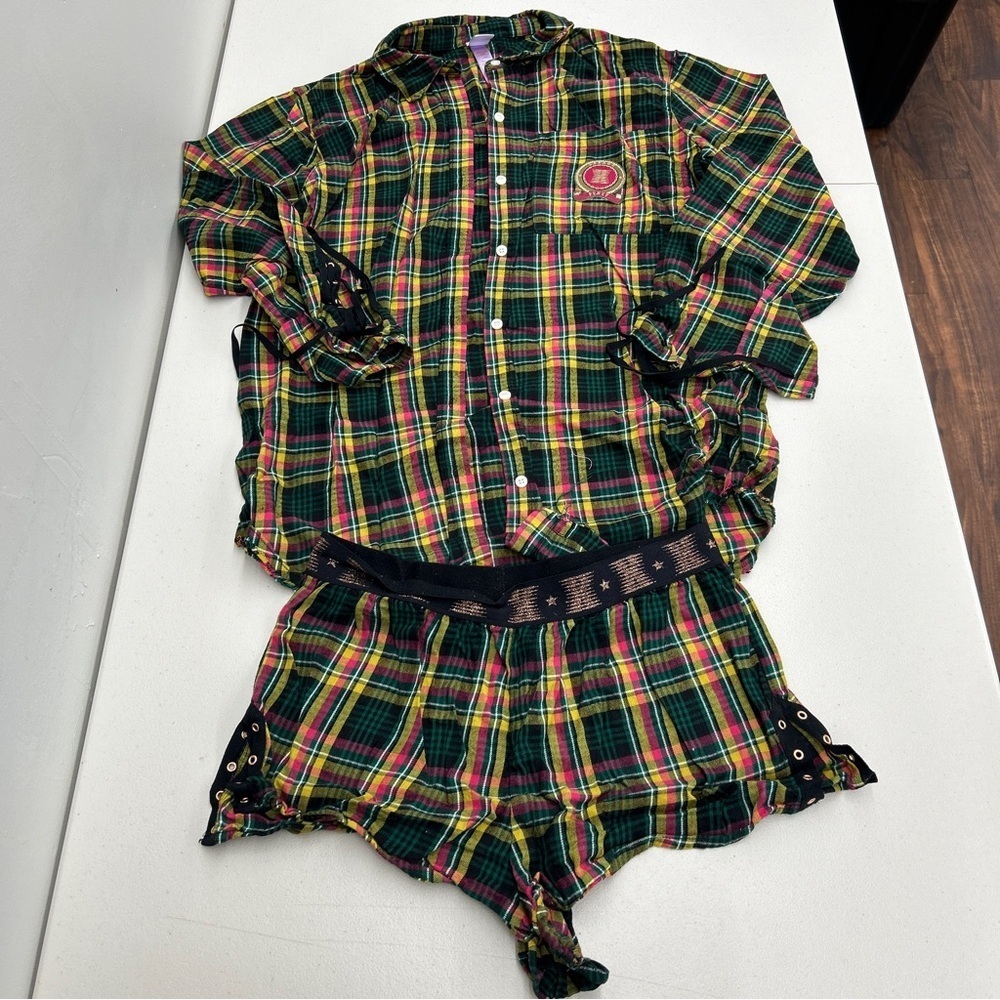 Savage Fenty Green and Yellow Plaid Pajama Set size L